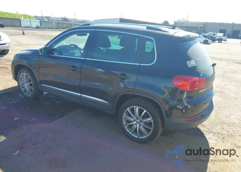 2013 Volkswagen Tiguan Se z USA, uszkodzony, nr VIN WVGBV7AX4DW504273